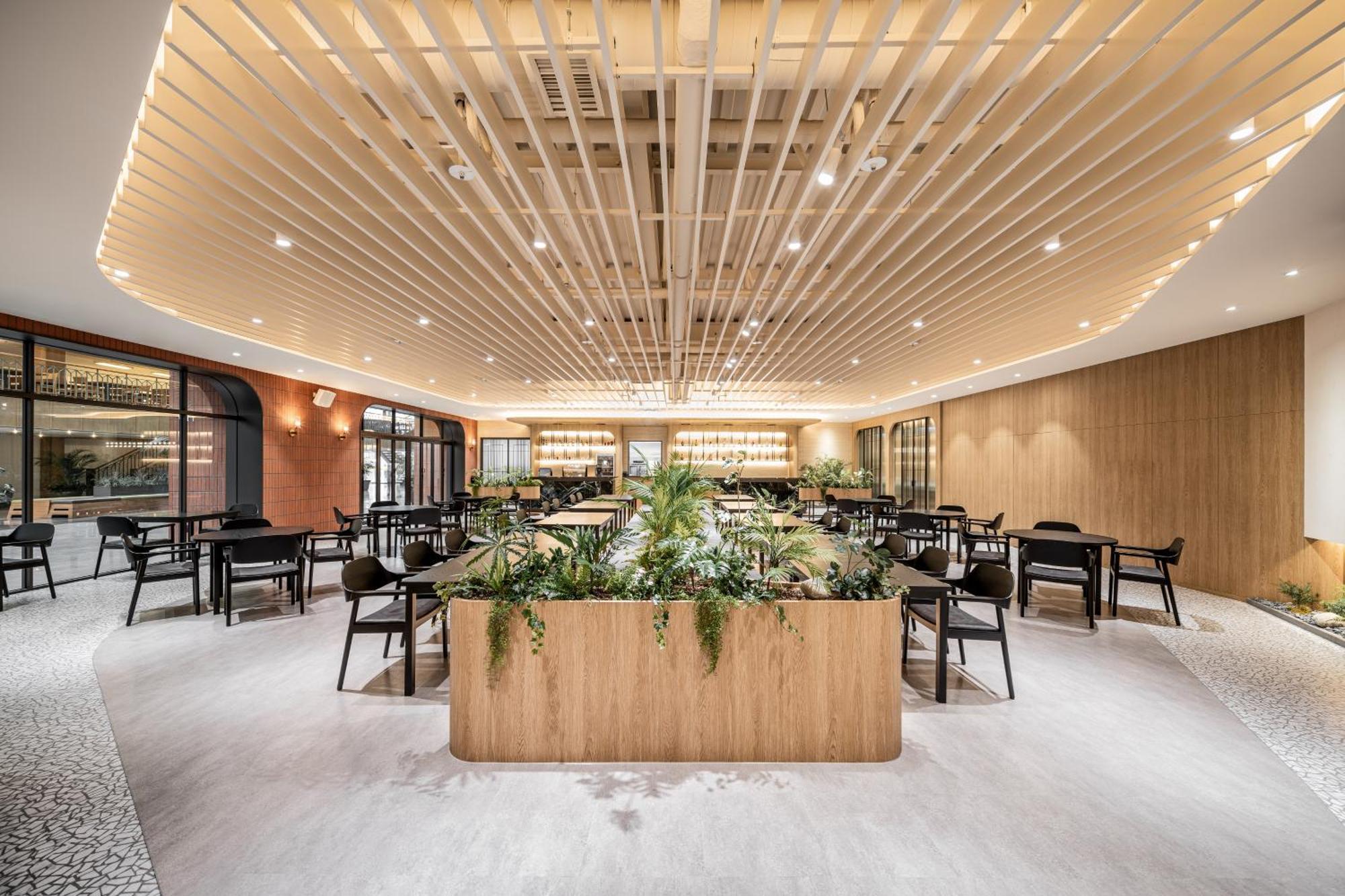 Hotel Phoenix 4*